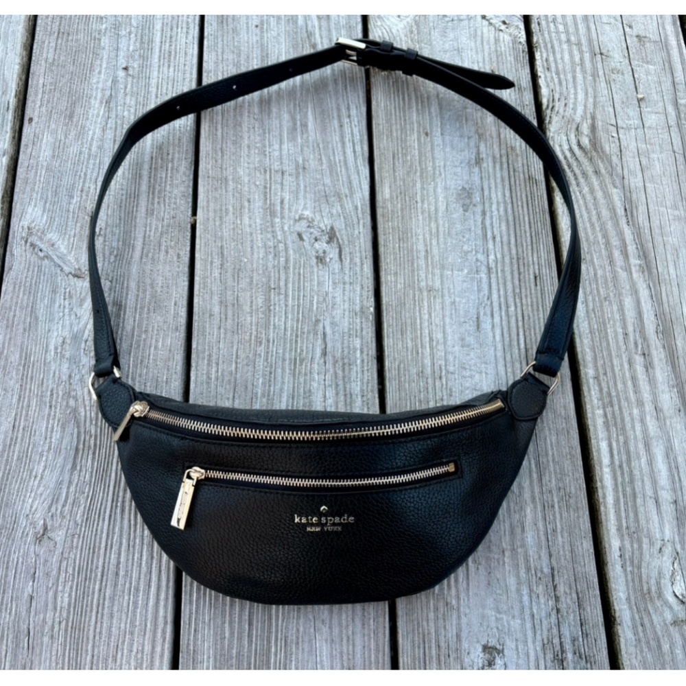 Kate Spade Belt Bag, Black Leather, Gold Hardware, Satin Lining with Spade ♠️